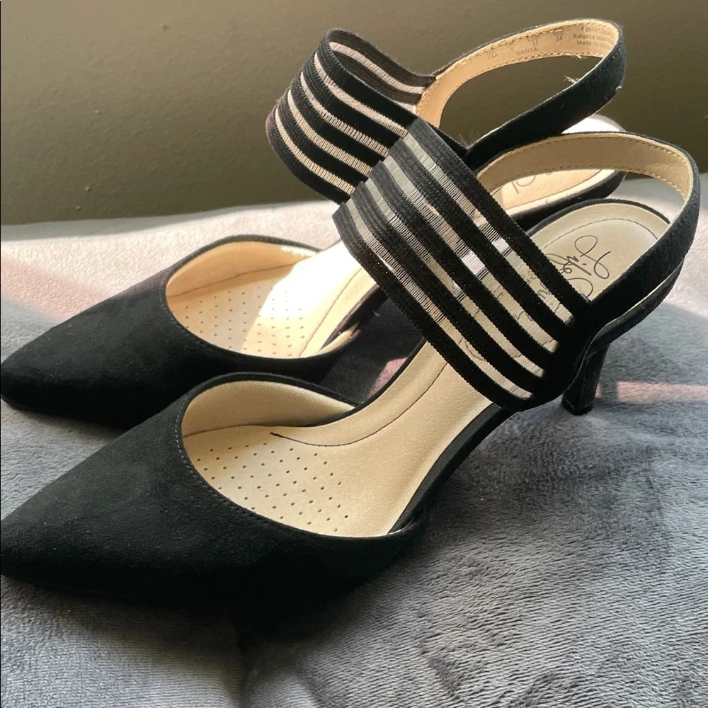 Life Stride Black Striped Heels - Picture 3 of 5